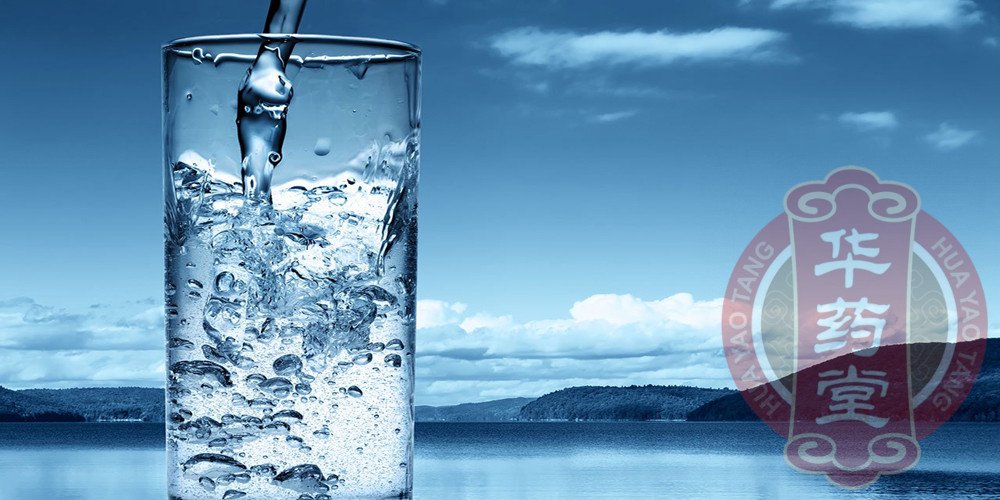 保持水分很重要，但过度喝水会导致水中毒
